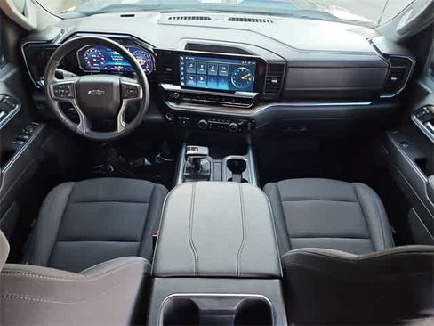 Used 2024 Chevrolet Silverado 1500 LT Trail Boss w/ Protection Package image 16