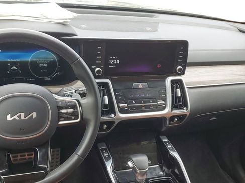 Used 2023 Kia Sorento SX Prestige image 15