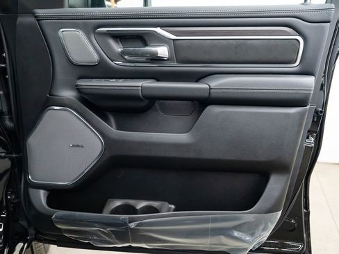 New 2026 RAM 1500 Laramie AWD/4WD image 29