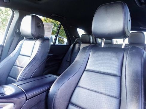 Used 2020 Mercedes-Benz GLE 350 4MATIC image 24