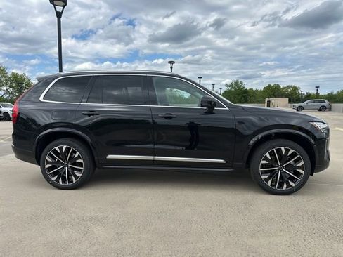 New 2026 Volvo XC90 B6 Plus w/ Protection Package AWD/4WD image 8