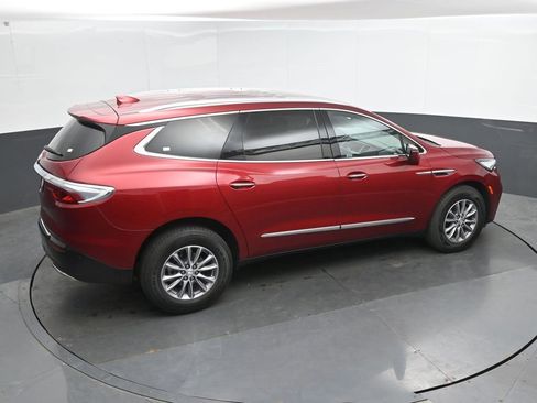 Used 2024 Buick Enclave Premium AWD/4WD image 32