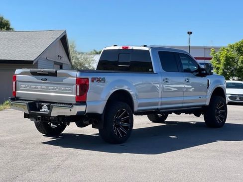 Used 2022 Ford F350 Lariat w/ Lariat Ultimate Package AWD/4WD image 8