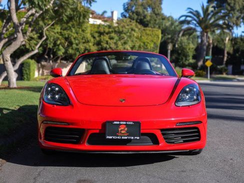 Used 2019 Porsche 718 Boxster S RWD image 13