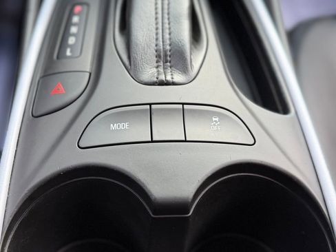 Used 2017 Chevrolet Volt LT w/ Comfort Package image 18