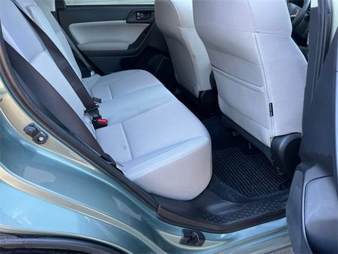 Used 2018 Subaru Forester 2.5i Premium image 15