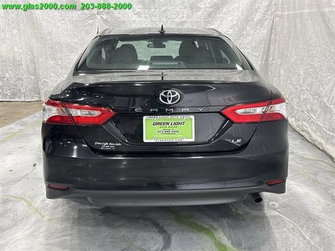 Used 2020 Toyota Camry LE image 20