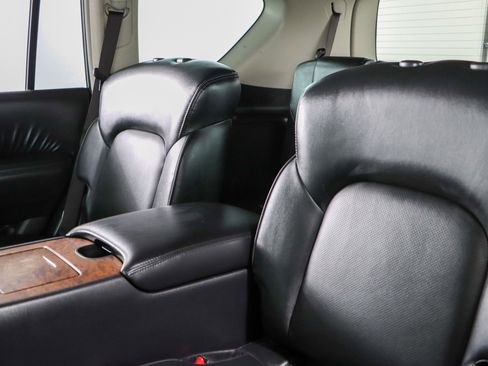 Used 2022 Nissan Armada SL w/ Captain's Chairs Package image 26