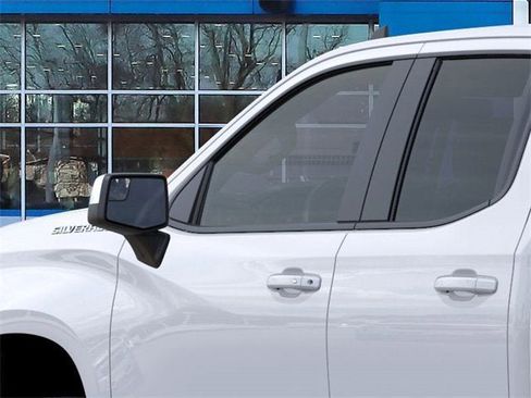 New 2026 Chevrolet Silverado 1500 LT image 12