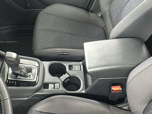 Used 2025 Subaru Forester Premium image 34