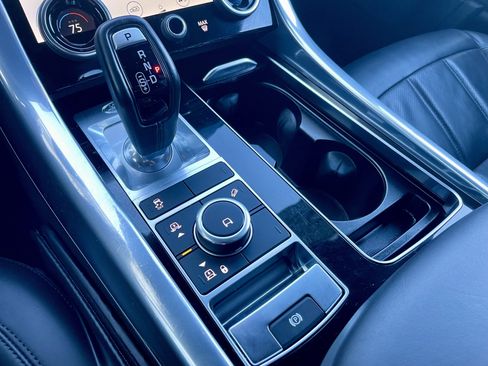 Certified 2022 Land Rover Range Rover Sport HSE Silver Edition image 20