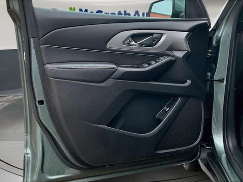 Certified 2023 Chevrolet Traverse LT image 21