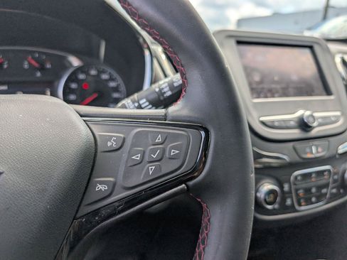 Used 2024 Chevrolet Equinox RS AWD/4WD image 13
