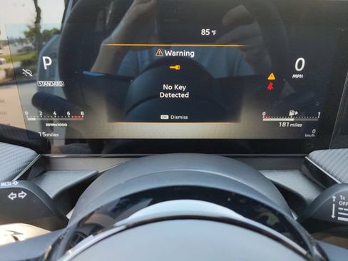 Certified 2025 Nissan Kicks SR FWD image 43