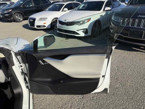 Used 2012 Tesla Model S RWD image 29