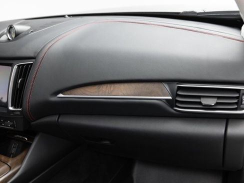 Used 2017 Maserati Levante S image 24