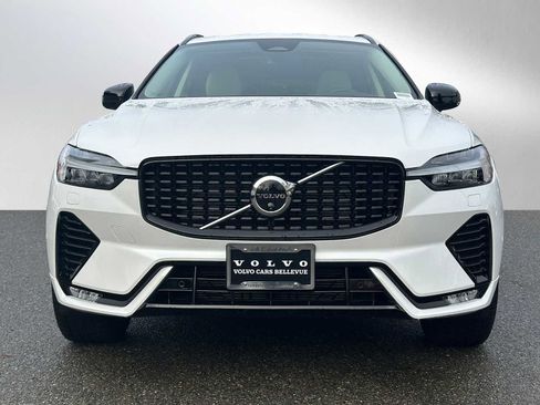 Used 2025 Volvo XC60 B5 Plus w/ Protection Package Premier image 8