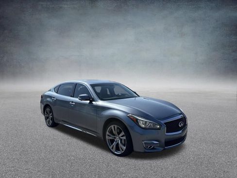 Used 2018 INFINITI Q70 L 3.7 w/ Sensory Package AWD/4WD image 7