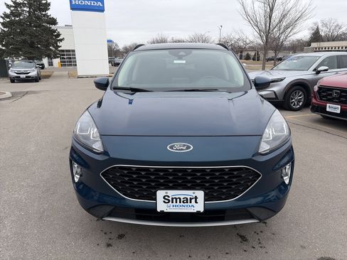 Used 2020 Ford Escape SEL image 2