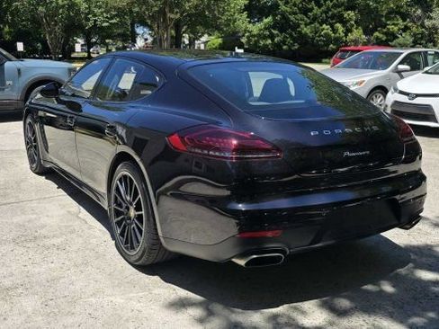 Used 2016 Porsche Panamera 4 AWD/4WD image 3