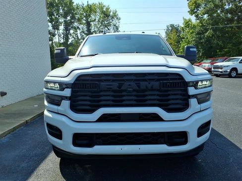 Used 2026 RAM 2500 Big Horn AWD/4WD image 2