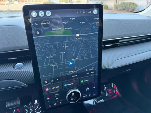 Used 2021 Ford Mustang Mach-E Premium image 36