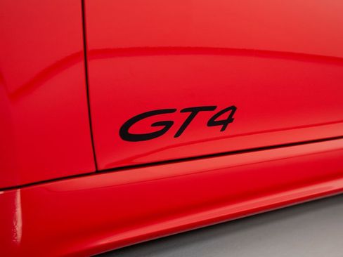 Certified 2023 Porsche 718 Cayman GT4 RWD image 48