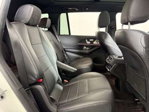 Used 2022 Mercedes-Benz GLS 450 4MATIC image 30
