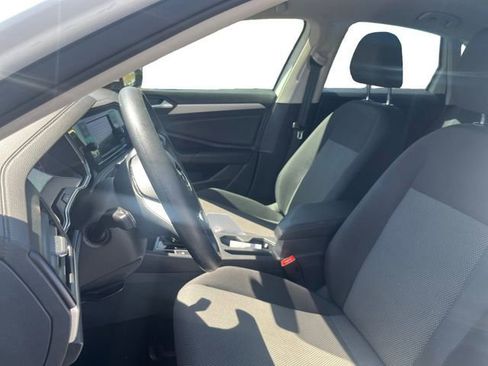 Used 2020 Volkswagen Jetta S w/ Driver Assistance Package FWD image 9