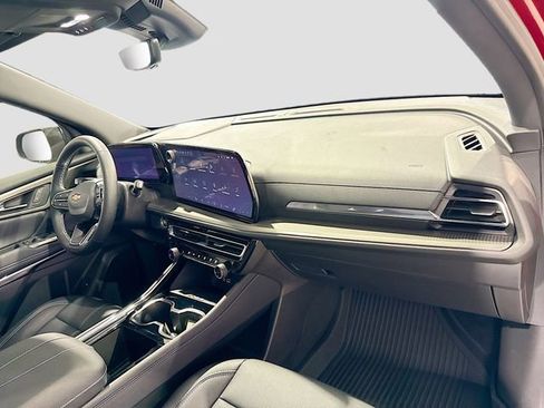 Used 2026 Chevrolet Traverse LT w/ Driver Confidence Package image 30