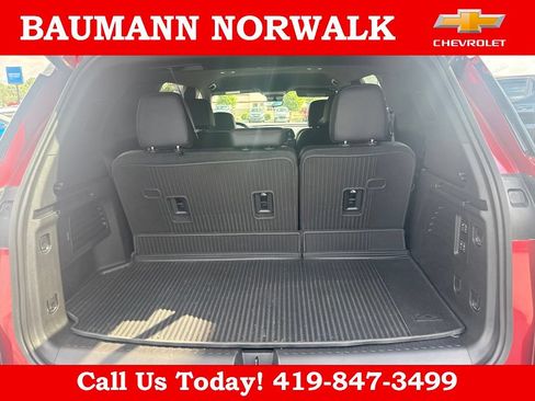 Used 2026 Chevrolet Traverse RS w/ LPO, Floor Liner Package FWD image 34