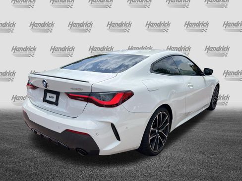 Used 2024 BMW 430i Coupe w/ M Sport Package RWD image 10