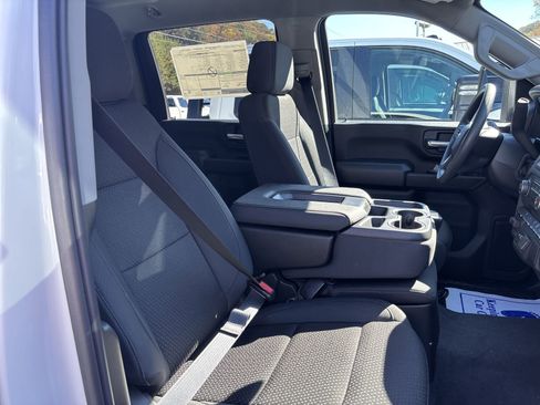 New 2026 Chevrolet Silverado 2500 Custom w/ Z71 Off-Road Package image 26