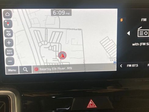 Certified 2023 Kia Sorento SX image 3