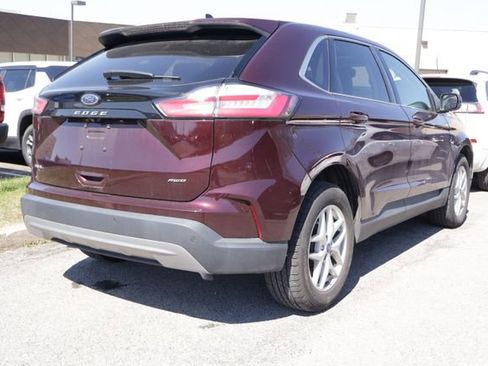 Used 2022 Ford Edge SEL w/ Convenience Package image 3
