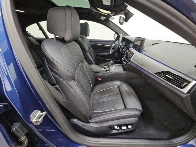 Used 2023 BMW 530i w/ Executive Package RWD image 5