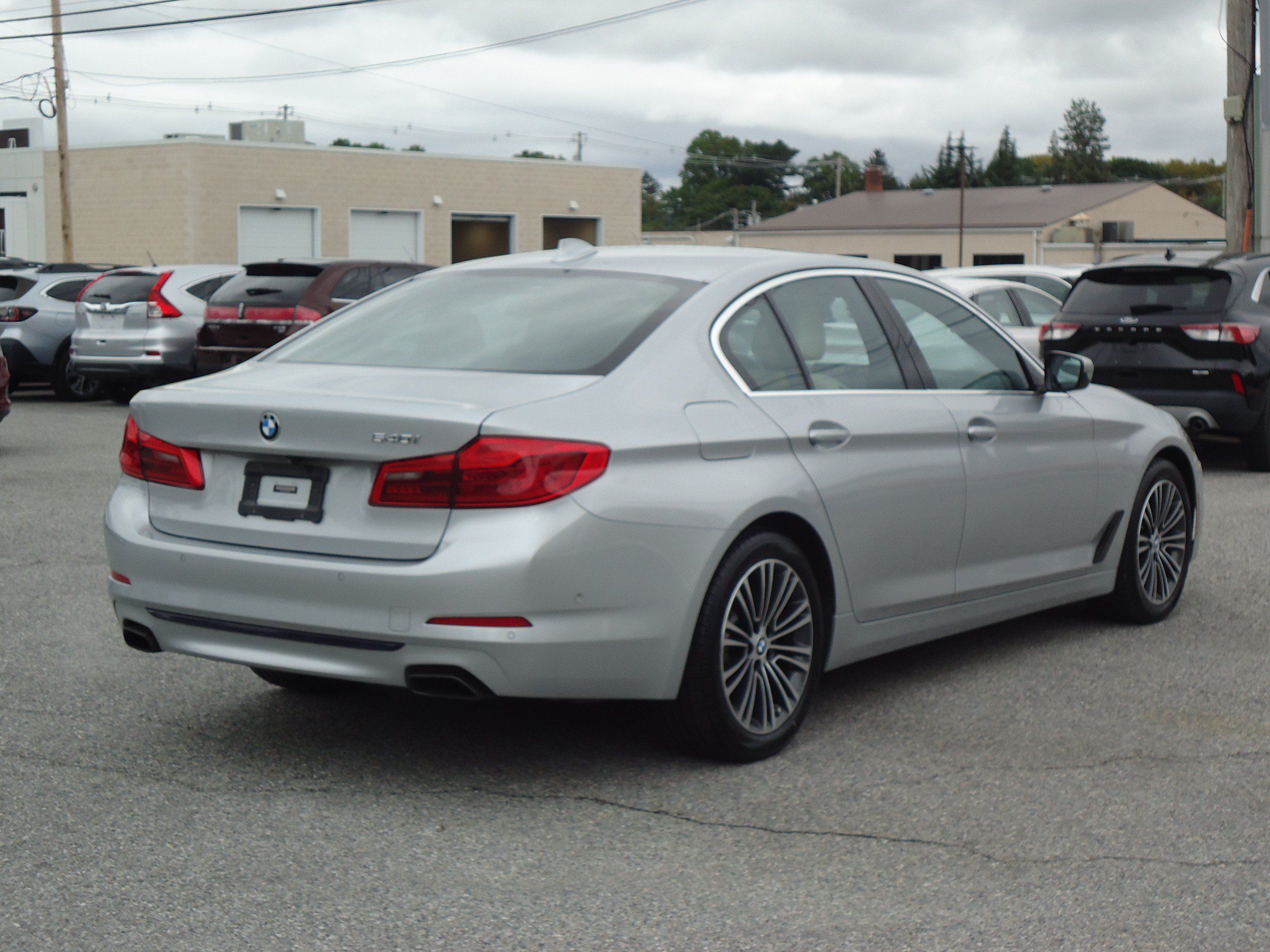 Used 2019 BMW 540i RWD image 3