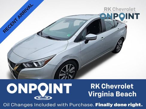 Used 2021 Nissan Versa SV image 1