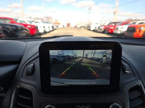 Used 2020 Ford Transit Connect XLT image 20