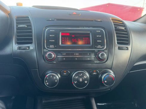 Used 2015 Kia Forte LX w/ Popular Package image 29