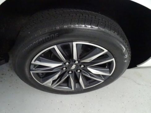 Used 2023 Cadillac Escalade Sport Platinum AWD/4WD image 29
