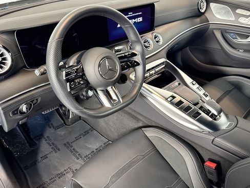 Used 2022 Mercedes-Benz AMG GT 43 image 9