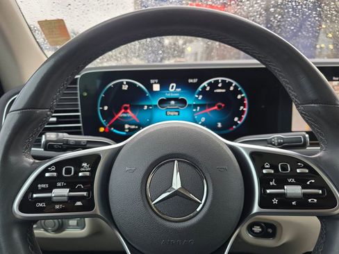 Used 2020 Mercedes-Benz GLE 350 4MATIC image 33