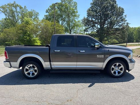 Used 2015 RAM 1500 Laramie w/ Convenience Group AWD/4WD image 6