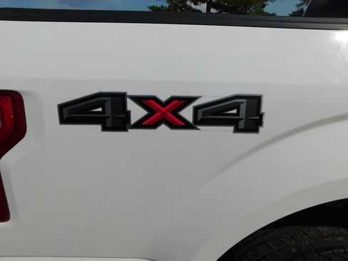 Used 2017 Ford F150 XL w/ XL Power Equipment Group AWD/4WD image 3