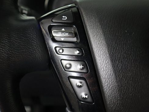 Used 2023 Nissan Armada SL image 50