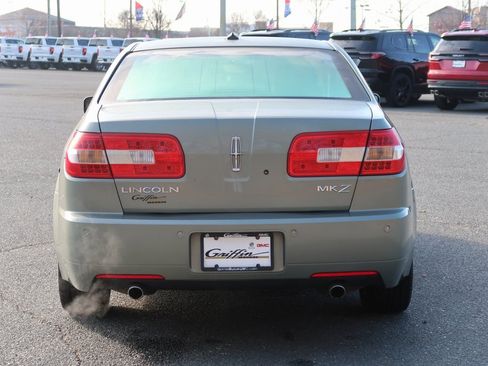 Used 2009 Lincoln MKZ Base image 6