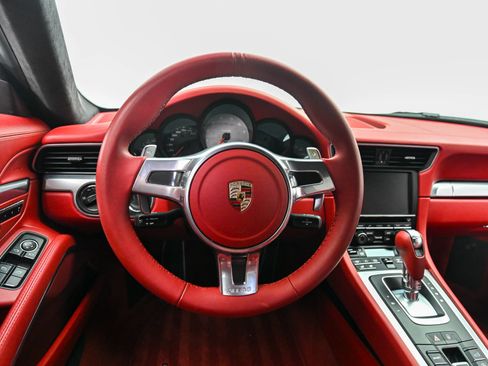 Used 2013 Porsche 911 Carrera S RWD image 19