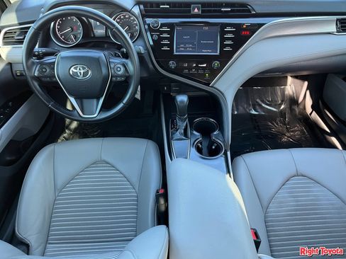Certified 2018 Toyota Camry SE w/ Protection Package (Q2) FWD image 16