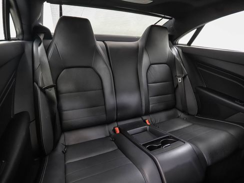 Used 2015 Mercedes-Benz E 400 4MATIC Coupe image 25